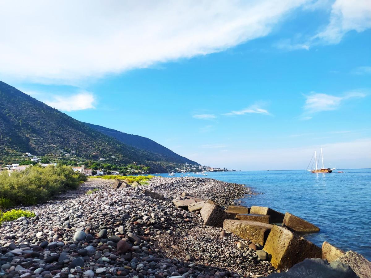 Il Villaggio Eoliano سانتا مارينا سالينا المظهر الخارجي الصورة